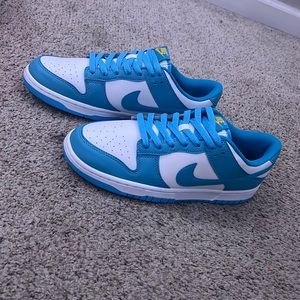 Nike Dunk Low Coast and jordan 4 metallic purple